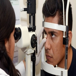 Una enfermedad causada por sobreexposición a las pantallas afecta a más de la mitad de los jóvenes mexicanos
