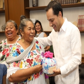 El Gobernador Mauricio Vila Dosal se reunió con familiares de migrantes yucatecos