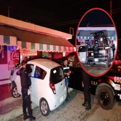 Mérida: Persecución policiaca termina en fuerte accidente contra una tienda