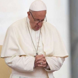 El Papa Francisco destaca la fuerza de la oración: “Rompe cadenas”