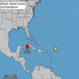 ‘Rafael’ ya es huracán categoría dos; Quintana Roo mantiene vigilancia