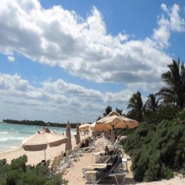 Playa del Carmen: Hotel Unico inicia trámites de permisos para recuperar playas