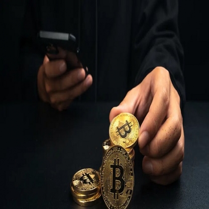 Empezó la toma de ganancias en bitcoin tras meses de acumulación, según un estudio