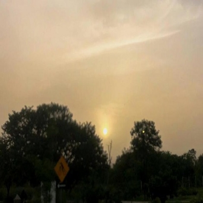 Cielo gris por polvo del Sahara y lloviznas para este jueves en Yucatán