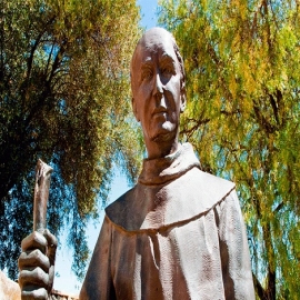 Hoy la Iglesia celebra la fiesta universal de San Junípero Serra