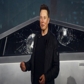 Elon Musk está reclutando para Tesla y realmente no le importa si tienes título universitario