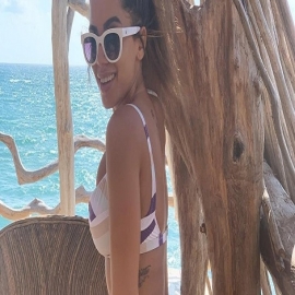 Anitta deja poco a la imaginación en las fotos de sus vacaciones en México