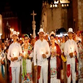 El alcalde Renán Barrera Concha encabeza el emotivo inicio de los festejos por el 478 aniversario de Mérida